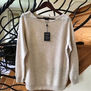 Lord and Taylor Cashmere Woman’s Long Sleeve Sweater
